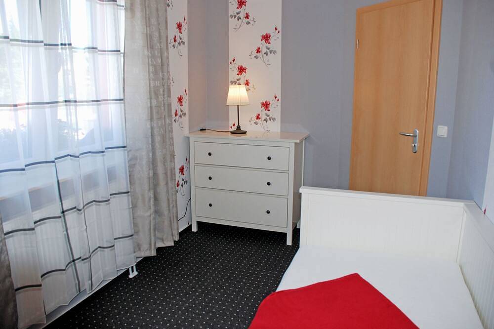 Entire apartment, Holiday apartment at the field in Lancken-Granitz, Ruegen