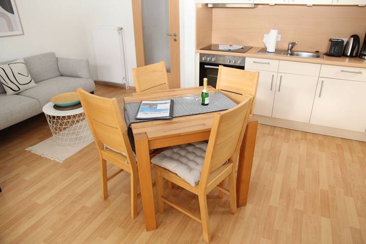 Ferienwohnung für 3 Personen, mit Garten und Terrasse in Krummhörn - 4