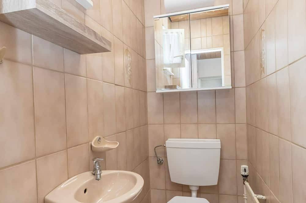 15 Minuten vom Frankfurt Station entfernt. Geräumiges Haus mit 4 Schlafzimmer. in Dreieich, Landkreis Offenbach