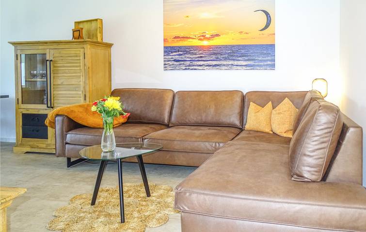 Ganze Ferienwohnung, Büsum Strand Appartement mit Parkplatz & Terrasse in Büsum, Kreis Dithmarschen