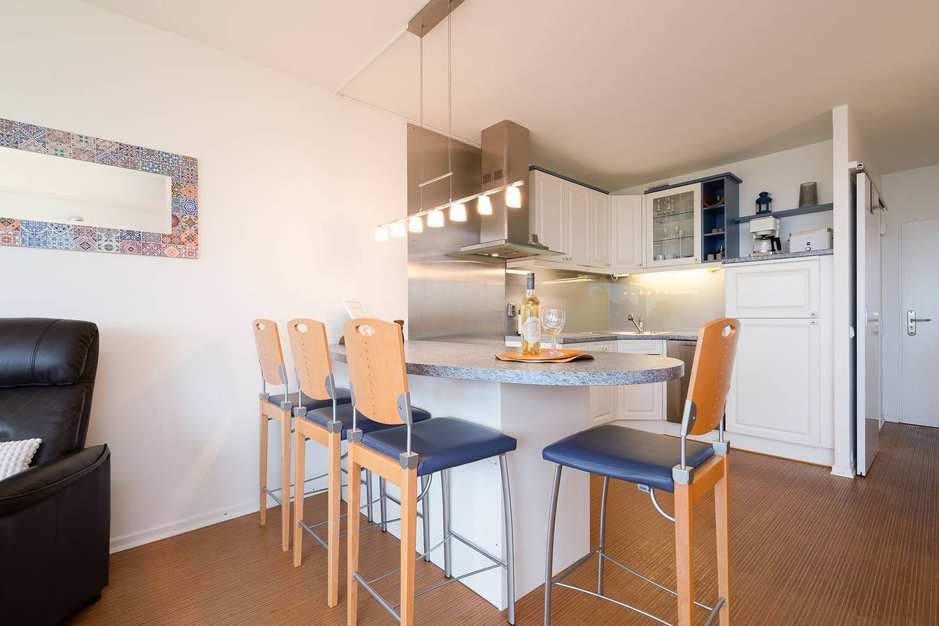Ganze Wohnung, Komfortables Appartement im Ferienpark Sierksdorf mit überdachtem Balkon und Meerblick in Sierksdorf, Ostholstein