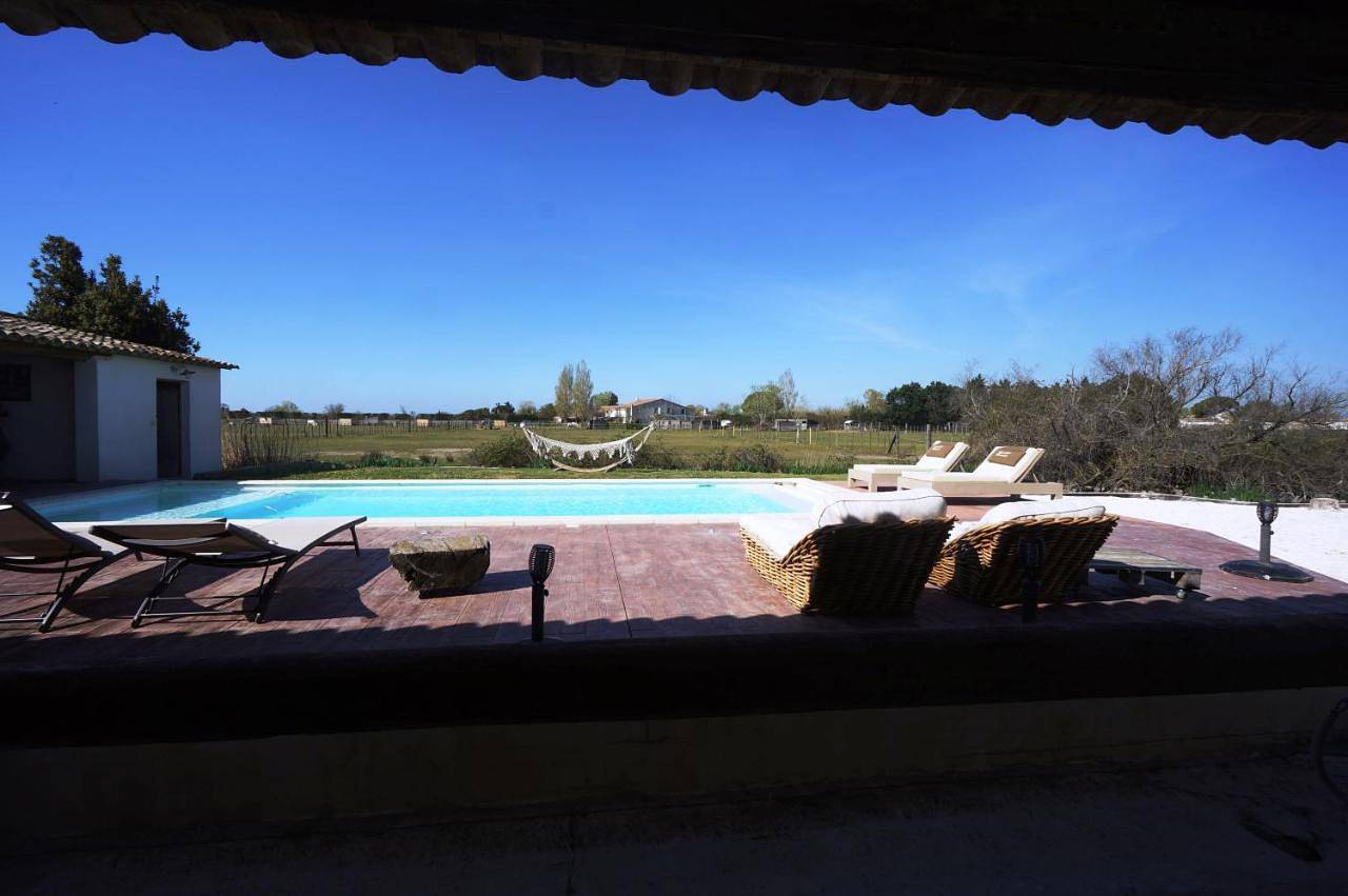 Mas Lou Caloun - Chambre d'Hôte face à la piscine en Camargue - Les Saintes Maries de la Mer in Saintes-Maries-de-la-Mer, Région d'Arles