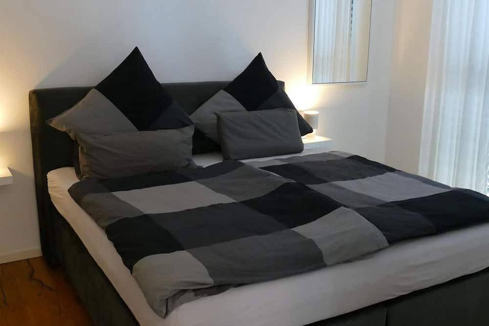 Ganze Wohnung, Penthousewohnung am Park - Appartement/Fewo, Dusche oder Bad, Wc, 2 Schlafräu in Emmelshausen, Hunsrück