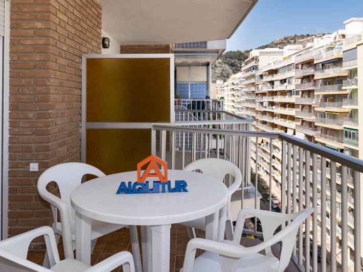 Ganze Wohnung, Familienapartment in Cullera, 50m vom Strand entfernt, ideal für 6 Personen in Platja de Sant Antoni (Cullera), Cullera