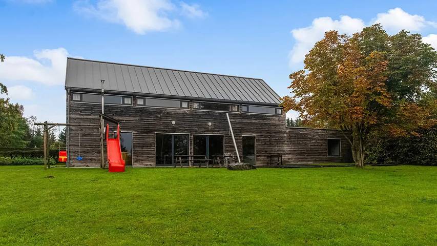 Location de vacances pour 15 personnes, avec sauna et jardin dans Sourbrodt