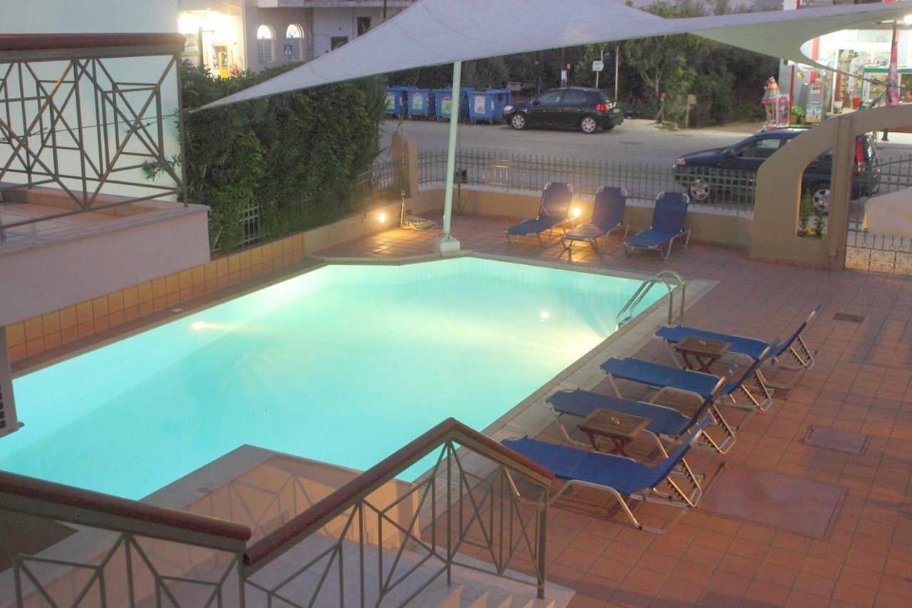 Vicky Apartments in Nikiana, Alexandros