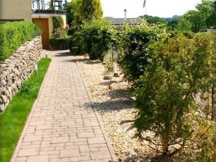 Ferienwohnung für 3 Personen, mit Terrasse und Garten sowie Seeblick, kinderfreundlich in Mecklenburg-Strelitz - 2