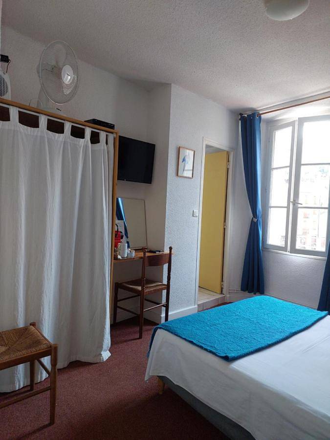 Double Room with Private Bathroom in Olette, Parc naturel régional des Pyrénées catalanes