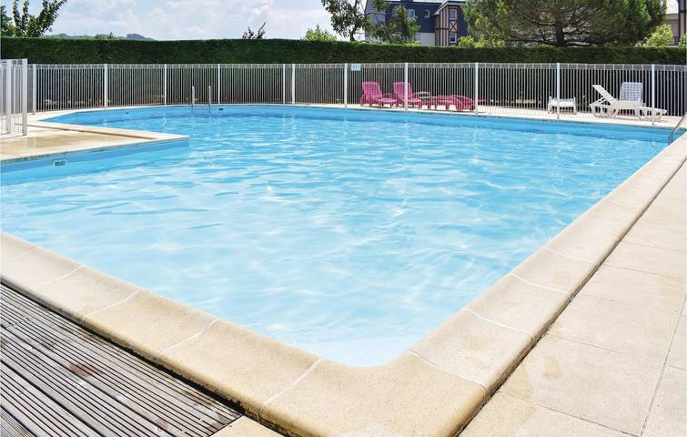Location de vacances pour 5 personnes, avec jardin ainsi que terrasse et piscine à Dives-sur-Mer - 2