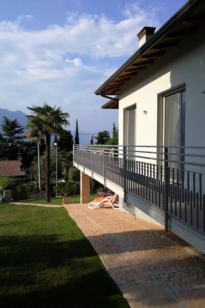 Villa für 5 Personen, mit Balkon und Terrasse sowie Garten in Malcesine
