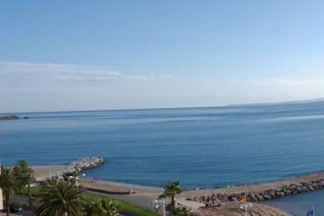 Gîte pour 4 personnes, avec balcon dans Plage Beau Rivage Saint Raphael