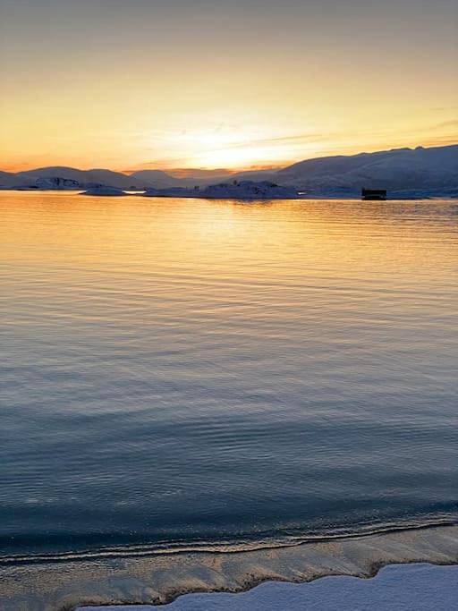 Villa für 8 Personen, mit Seeblick und Garten sowie Ausblick und Sauna in Norwegen - 3