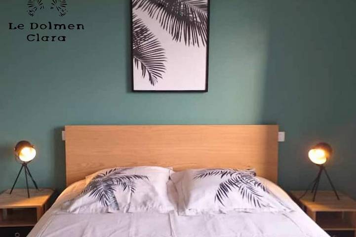 Location de vacances pour 15 personnes, avec jacuzzi et jardin, animaux acceptés à Plounévez-Lochrist - 4