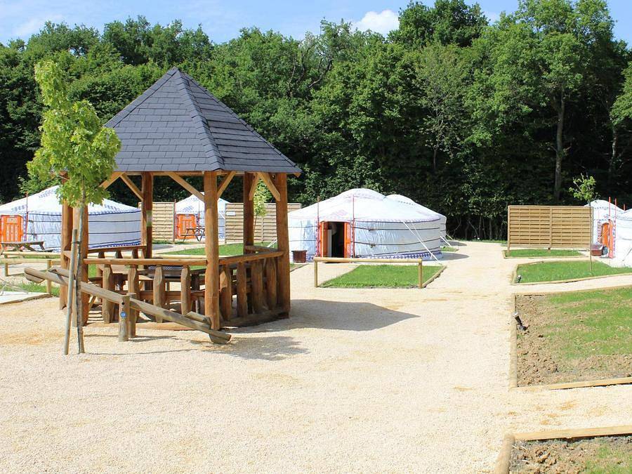 Camping Défiplanet' - Alojamiento 7 personas - Yurta (sin aseo ni ducha) in Dienné, Vienne