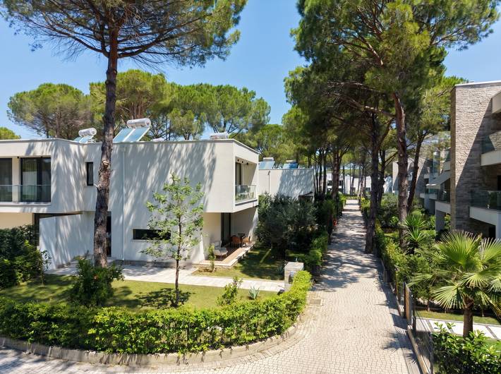 Villa for 5 people, with Balcony and Garden in Albania