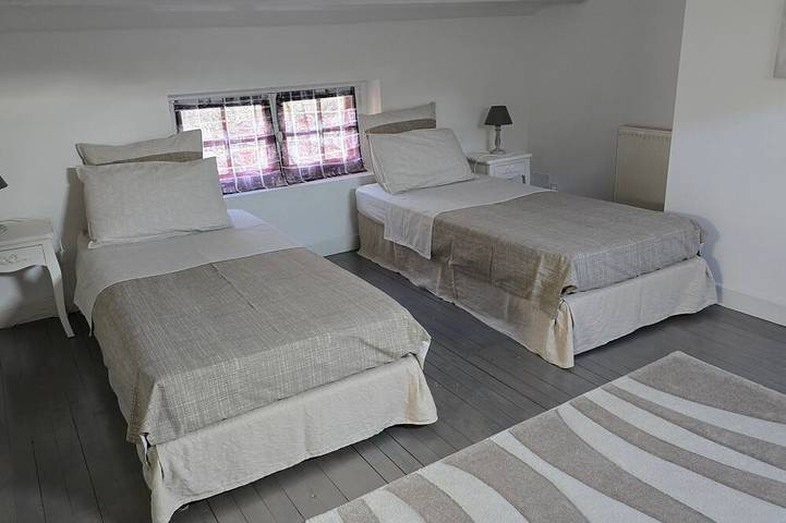 Location de vacances pour 6 personnes, avec jardin à Limeyrat - 4
