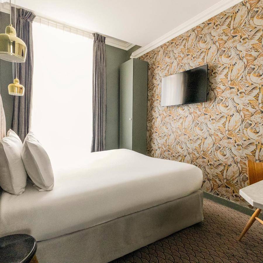 Hotel Paradis in Paris 10e Arrondissement, Paris