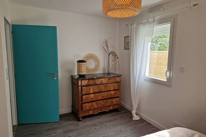 Location de vacances pour 6 personnes, avec terrasse et jardin à Saint-Léger-les-Vignes - 2