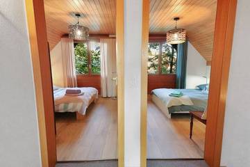 Villa for 8 Guests in Jura & Three-Lakes, Western Alps, Picture 2