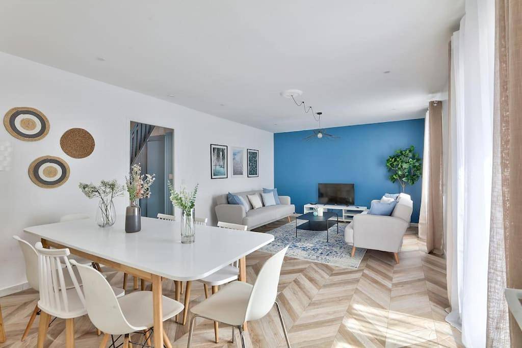 Villa Marne - Parking Gratuit - 15mn Paris - 5mn à pied Gare Epinay Villetaneuse - Terrasse - Jardin - De 1 à 10 personnes - Stade de France - Casino d'Enghien - Hippodrome, Université in Épinay-sur-Seine, Seine-Saint-Denis