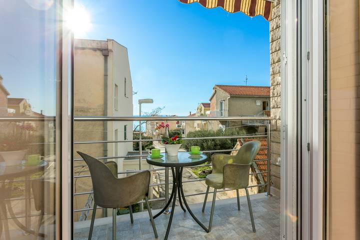 Vakantiewoning voor 4 personen, met balkon/terras in Tučepi