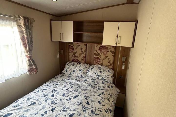 Roulotte-Familie-Eigenes Badezimmer-Blick auf den Wald in Newton Stewart, Dumfries und Galloway