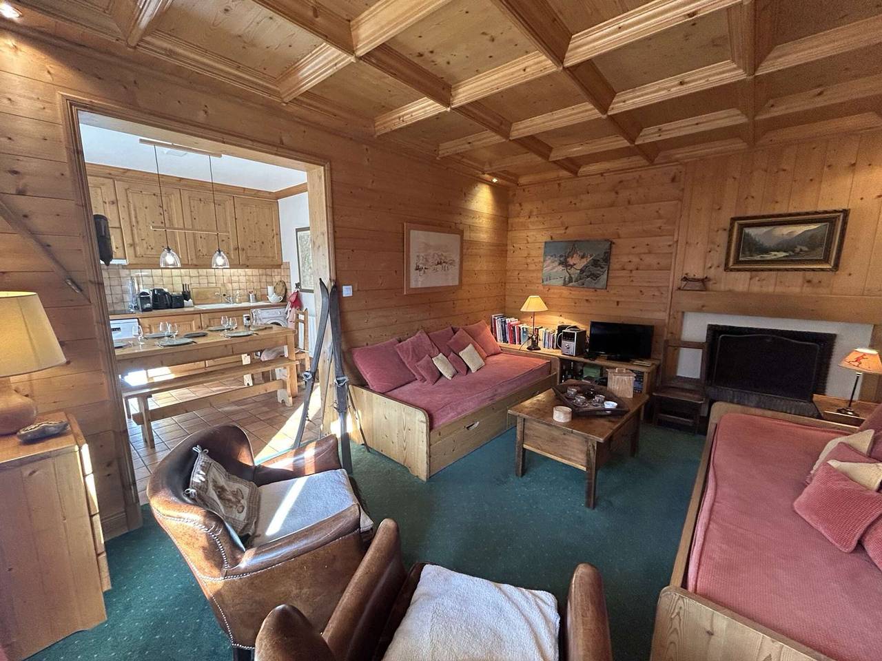 Entire apartment, Cozy 3-room apartment in Méribel, near ski slopes in Méribel, Les Allues