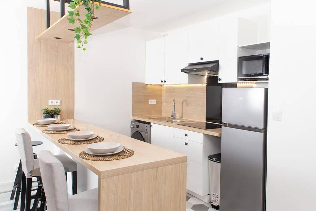 Appartement entier, One-Bedroom Apartment in Juvisy-sur-Orge, Essonne
