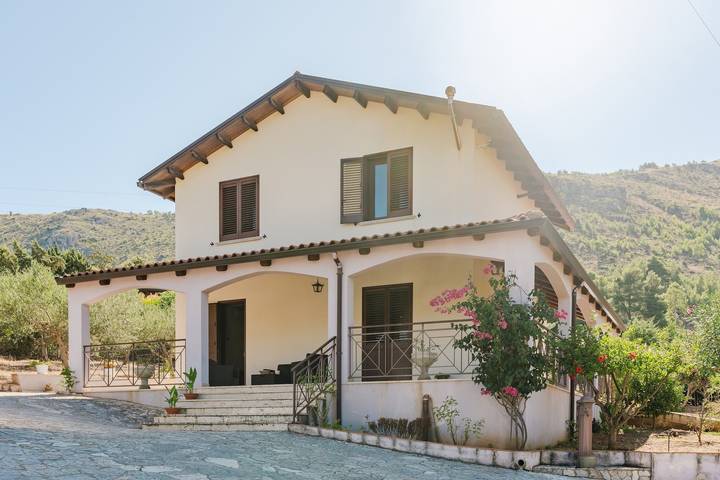 Villa pour 6 personnes, avec jardin et balcon, animaux acceptés en Sicile - 3