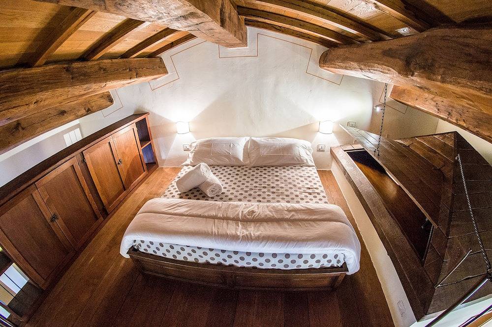 Ganze Wohnung, Vocabolo Monache La Maggiore<br>Großes Loft, Zimmer im Zwischengeschoss, super gemütlich in Perugia, Perugia Provinz