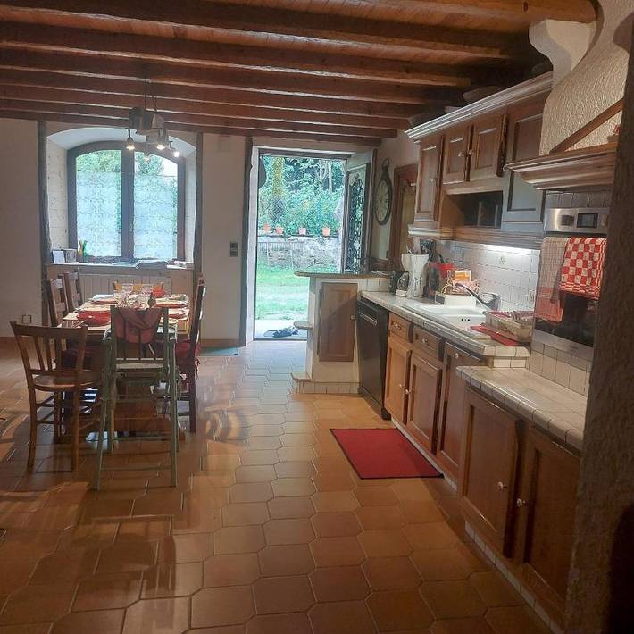 Location de vacances pour 7 personnes, avec terrasse, animaux acceptés à Saint-Laurent-du-Cros - 4