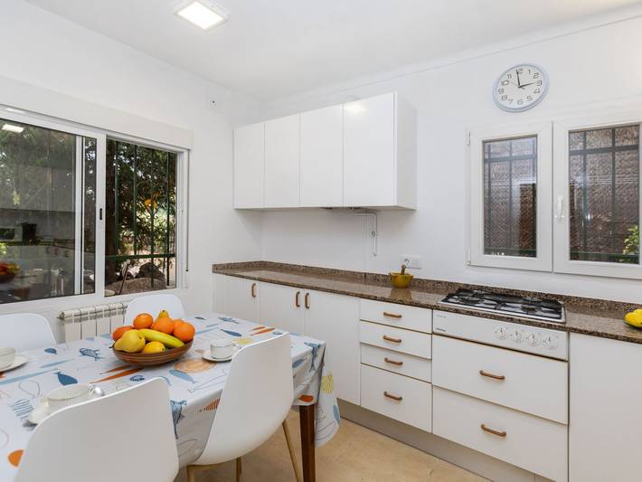 Gîte pour 8 personnes, avec vue et terrasse à Calonge - 4