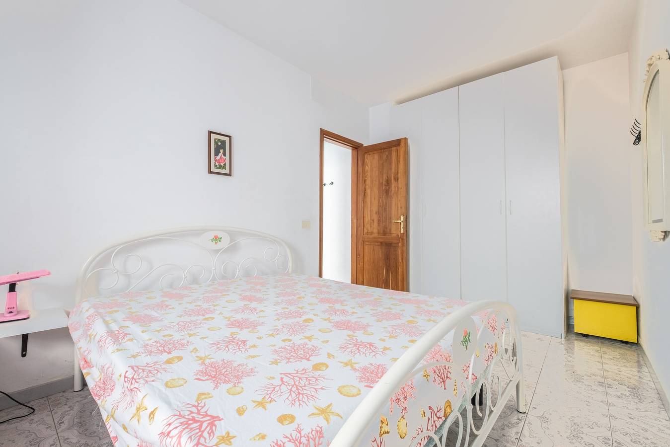 Entire apartment, Holiday Apartment "Case Vacanza Armando Bilo Panarea" with Shared Terrace & Wi-Fi in Lipari