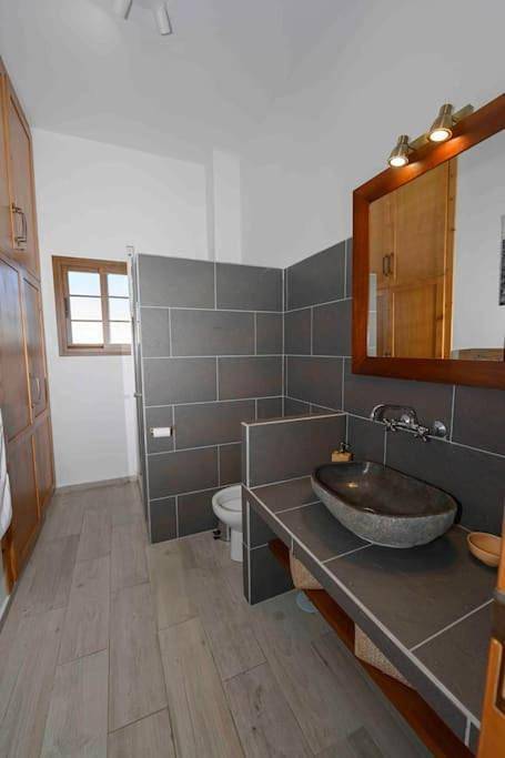 Apartamento de vacaciones para 4 personas, con Terraza y Jardín en El Hierro - 2