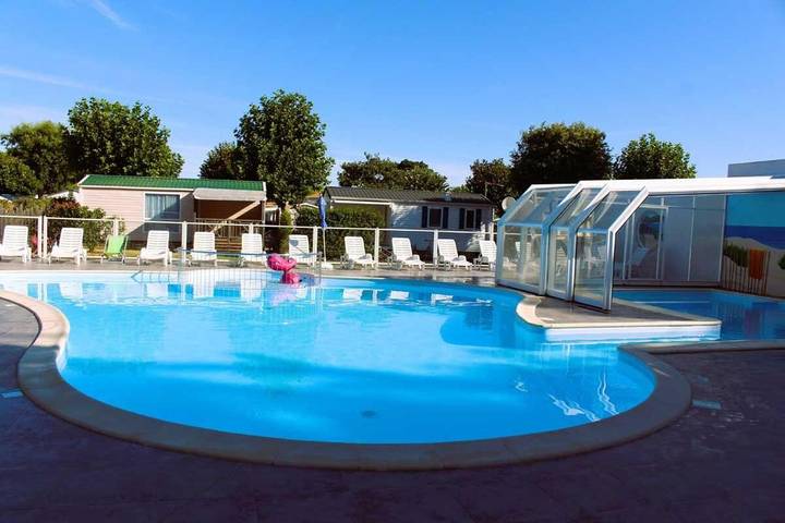 Location de vacances pour 4 personnes, avec piscine dans Plage du Veillon - 2