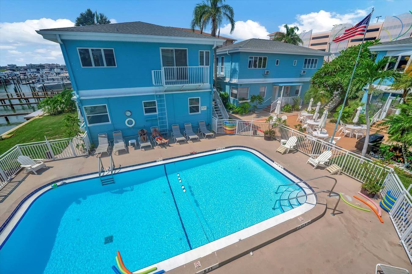 Estudio entero, Luxury Waterside Suite 2mins 2 beach   heated pool in Clearwater Beach, Clearwater