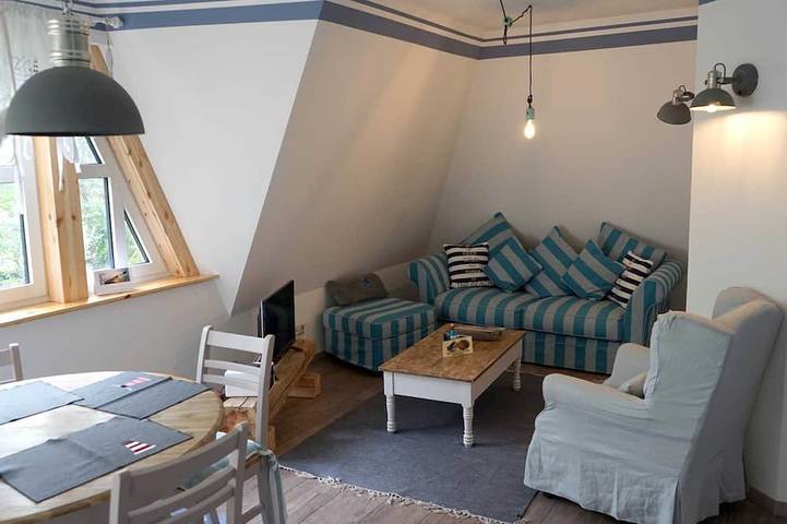 Cottage für 4 Personen, mit Sauna und Terrasse sowie Garten, mit Haustier in Altenkirchen