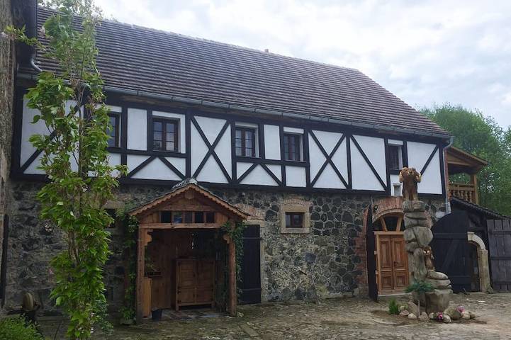 Ferienwohnung für 4 Personen, mit Garten und Balkon, mit Haustier in Niederschlesien