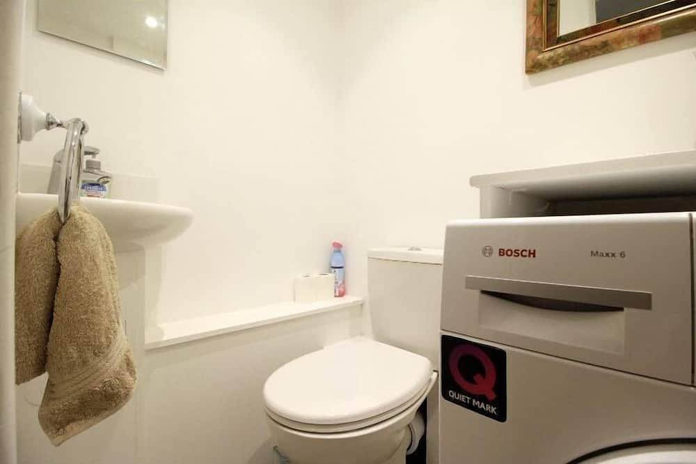 Entire apartment, One bed apartment near beach in Seaford, East Sussex