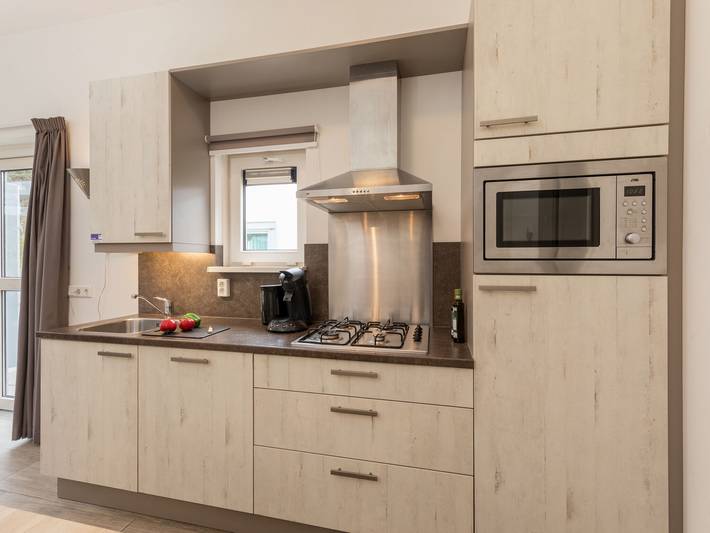 Bungalow für 6 Personen, mit Pool und Terrasse sowie Garten, mit Haustier in De Koog - 4