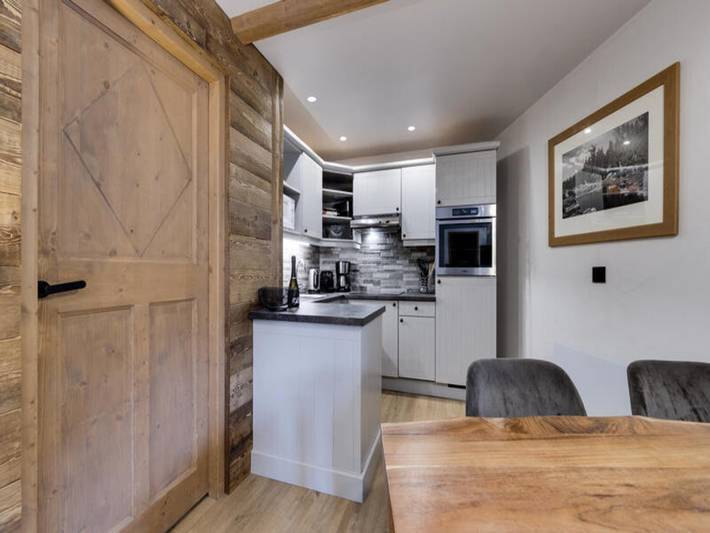 Gîte pour 4 personnes, avec balcon et piscine, adapté aux familles dans Arc 1950 - 4