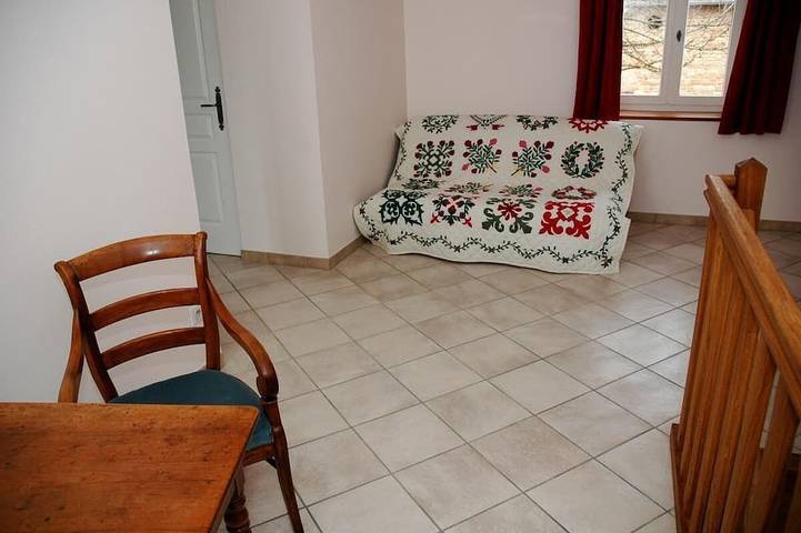 Location de vacances pour 2 personnes, avec jardin à Prissé - 3