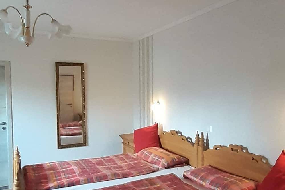 Ganze Wohnung, Moor&Meer 2 Komfort-Fewo m. Terrasse, rollstuhlgerecht, Hunde willkommen in Wiesmoor, Landkreis Aurich