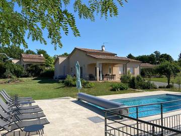 Gîte pour 8 personnes, avec jardin et piscine à Saint-Genest-de-Beauzon