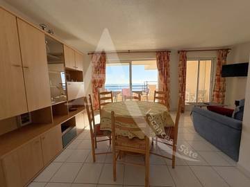 Gîte pour 4 personnes, avec terrasse dans Plage Lazaret