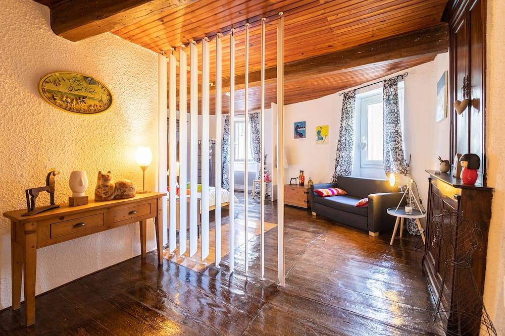 Maison 3 chambres - 2 salons - 160M² - Terrasses M² in Marquixanes, Région de Prades