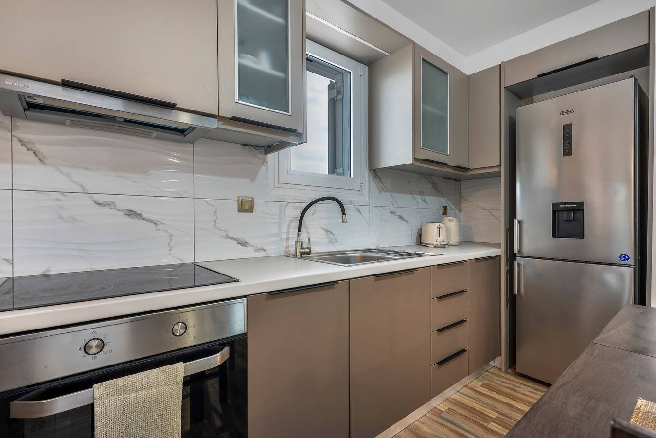 Vakantiehuis 'Panorama Appartement' met Zeezicht, Wifi en Airconditioning, foto 8