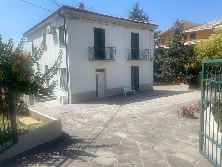 Appartamento per 2 persone, con balcone, con animali domestici a Atessa