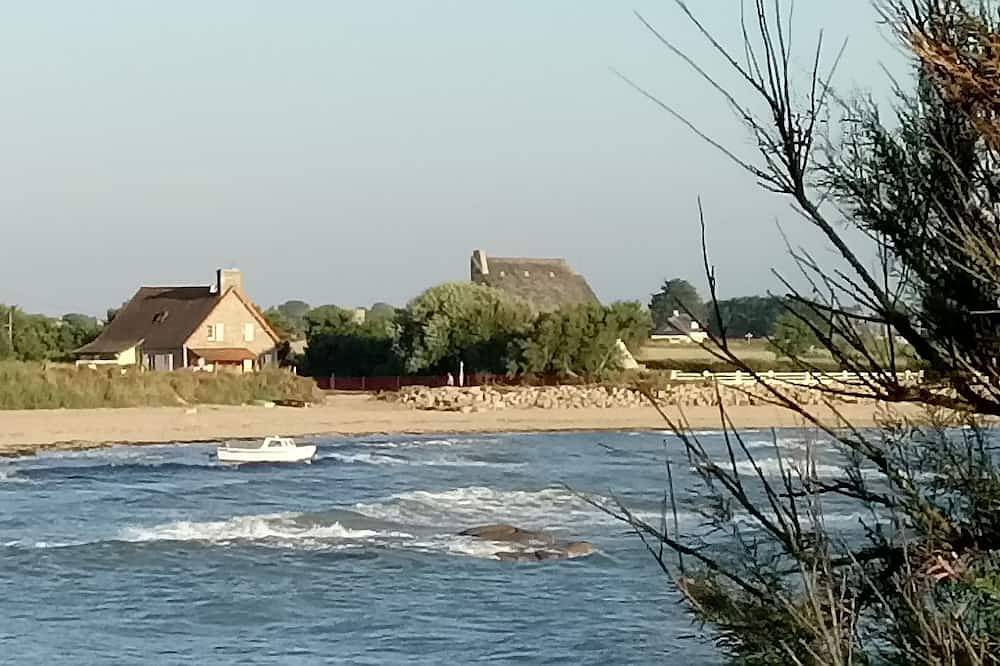 Maison à 10 mètres d'une plage de sable près de Barfleur in Montfarville, Région de Cherbourg