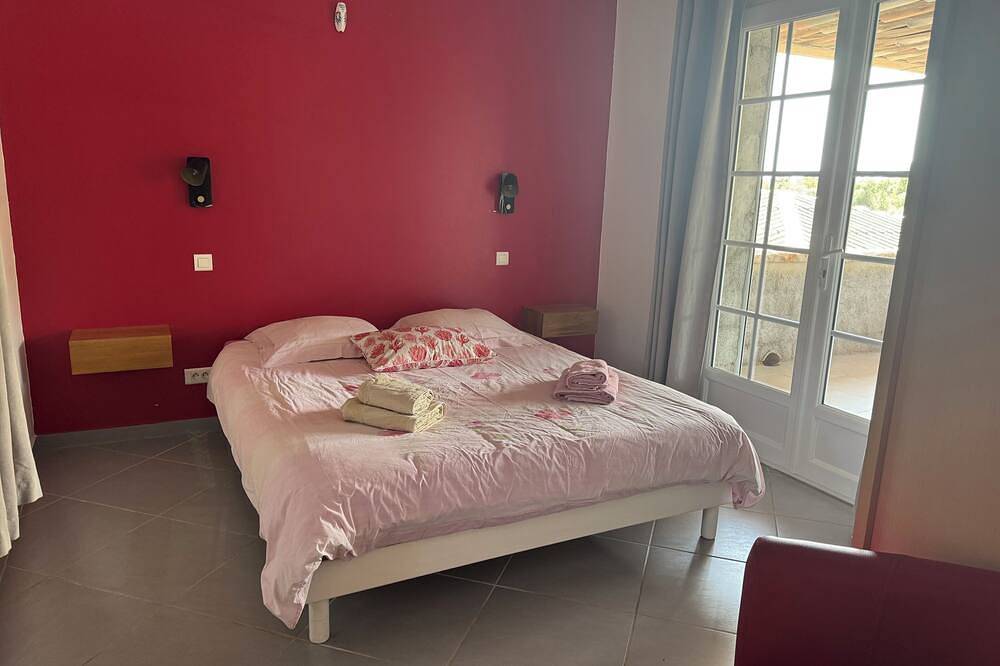 Villa Cavallo, 4 chambres avec piscine  privée...... in Bonifacio, Arrondissement de Sartène